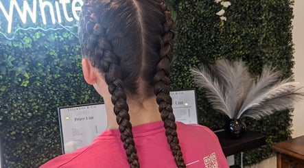 Bex at Lillywhite & Co., bilde 2