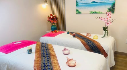 Blue Diamond Thai Spa & Massage