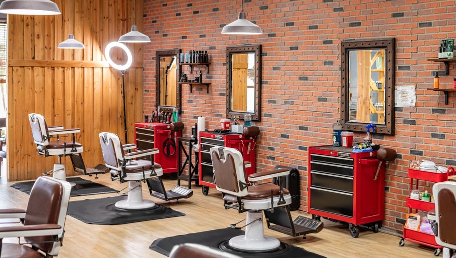 Turning Heads Barbershop – obraz 1