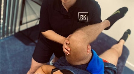 R K Soft Tissue Massage Therapy imaginea 2