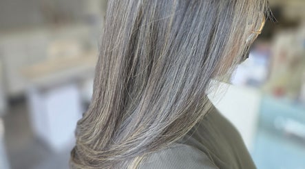 Smooth, shiny hair styled beautifully at JAIYA BEAUTÉ 🌸 Heidi in Montréal, Québec, CA.