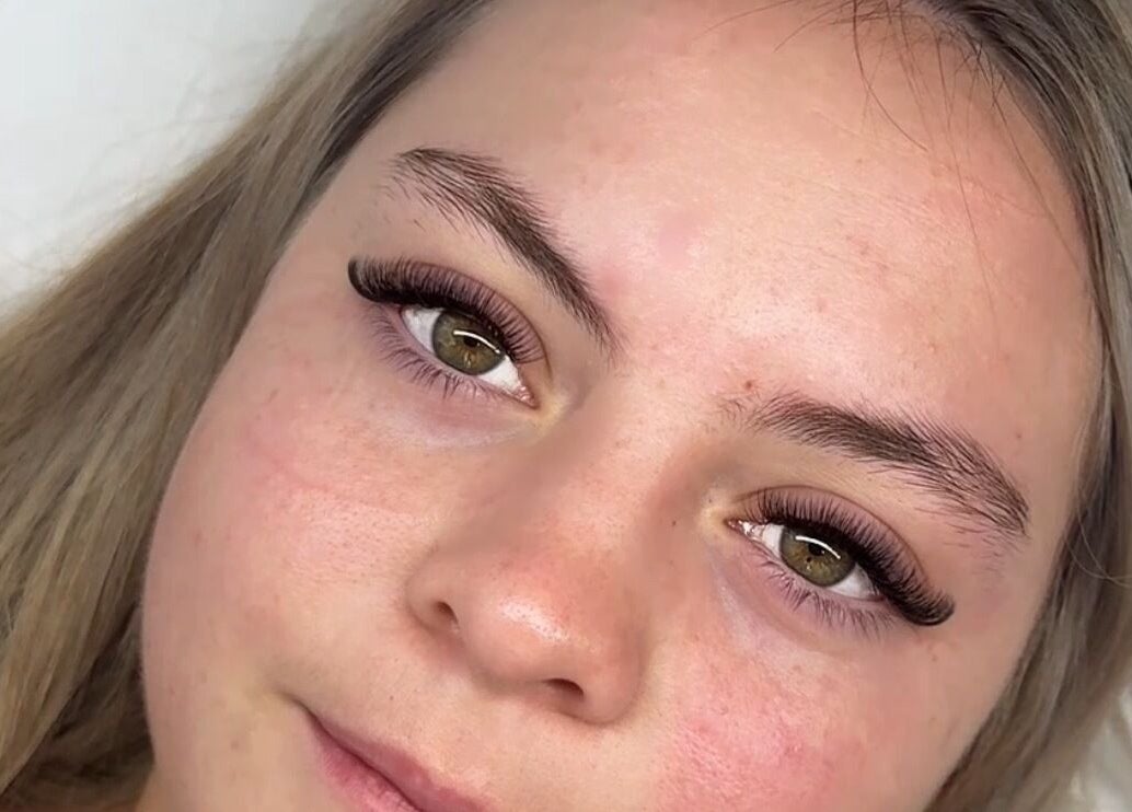 Lash extensions at Casa La Belle, Biggera Waters, Queensland, AU showcase stunning eye beauty enhancement.