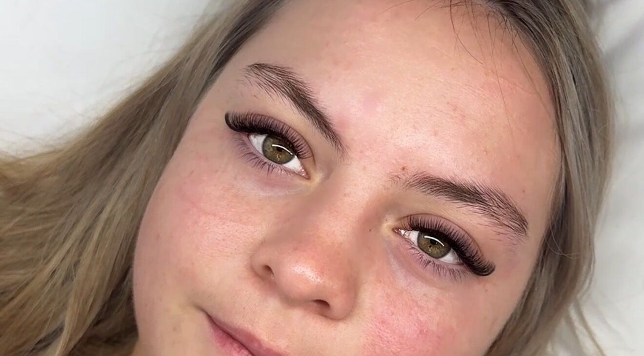 Lash extensions at Casa La Belle, Biggera Waters, Queensland, AU showcase stunning eye beauty enhancement.