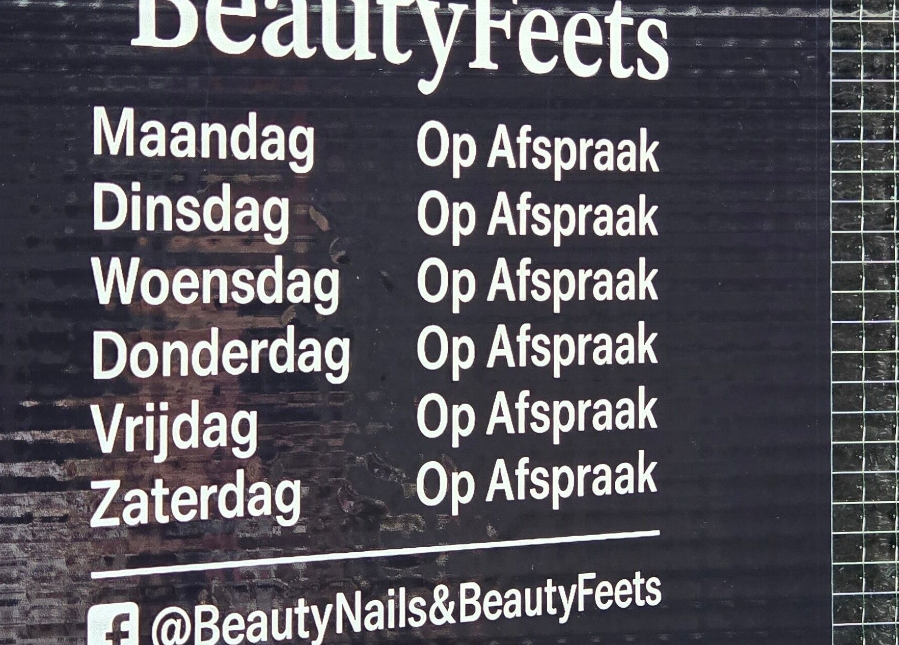 Openingstijden bij Beauty Nails & Beauty Feets, Ede, Gelderland, NL: Alleen op afspraak, Raadpleeg sociale media.