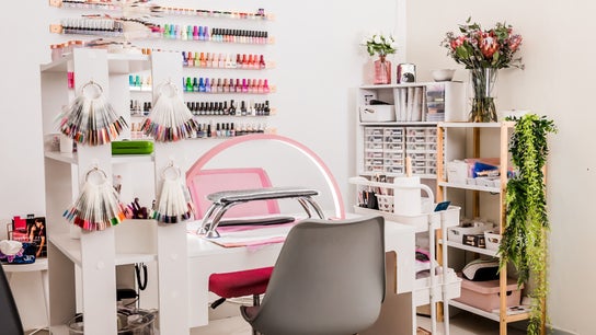 Yolanush Beauty Lounge