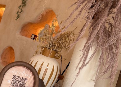 Elegant decor at Foxie Skin Clinic @ Mantra Collaborative, Bolton, England, GB with a vase and dried flowers.