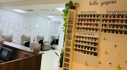 F NAILS BEAUTY SPA, bild 2