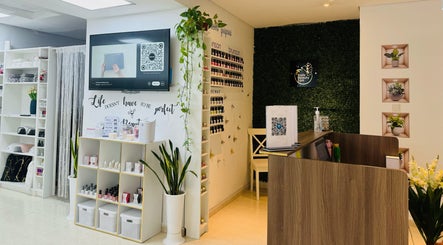 F NAILS BEAUTY SPA صورة 3