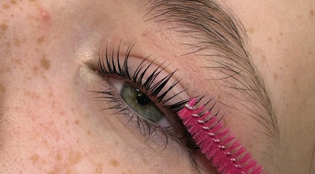 Close-up of perfectly brushed eyelashes at Justdemi., House of Naf!, Glasgow, Scotland, GB.
