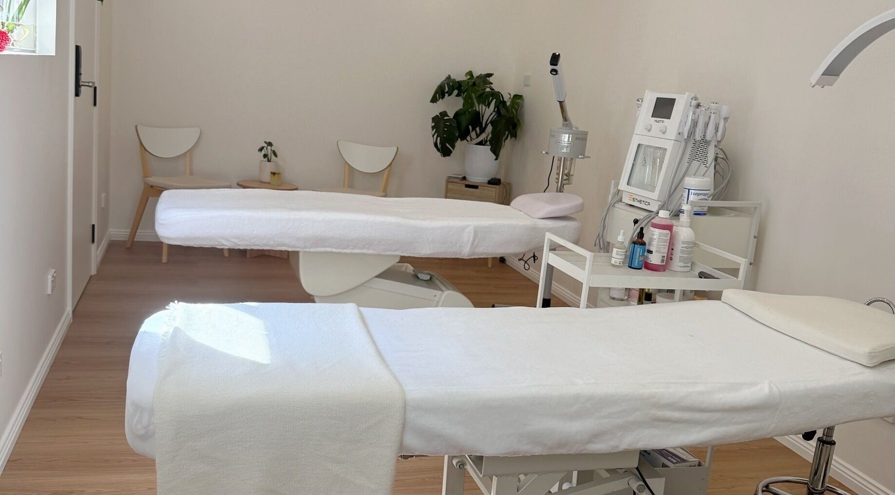 Treatment room at Phibrows _elisa_australia, Emu Heights, New South Wales, AU, showcasing modern spa facilities.