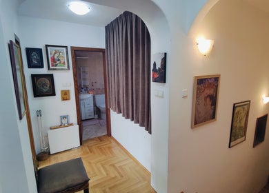 Холистичен Център за Биорезонансен Анализ - Vita Vivere в София, София Област, BG - украса с изкуство.