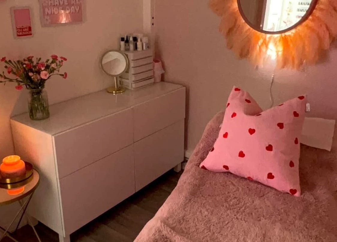 Cozy corner at The Nail Studio - Newquay, featuring a heart pillow and soft lighting, Newquay, England, GB.