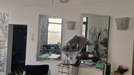 Prestige Coiff. NANTES Salon De Coiffure