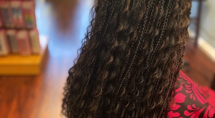 Braids By De Vita La Chelle