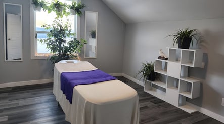 Rex Spa & Studio - Saskatoon