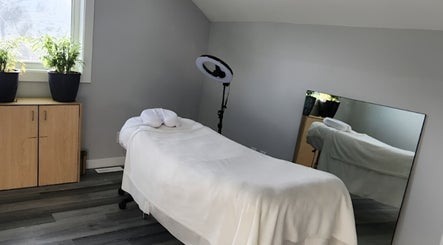 Rex Spa & Studio - Saskatoon