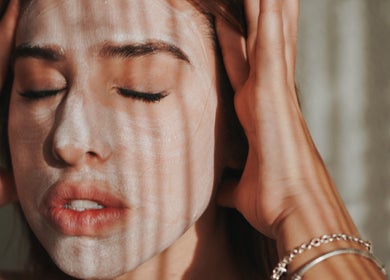 Tratamiento facial en Maru Nails Boutique Beauty Studio, Tulum, Quintana Roo, MX. Experiencia de bienestar y belleza.