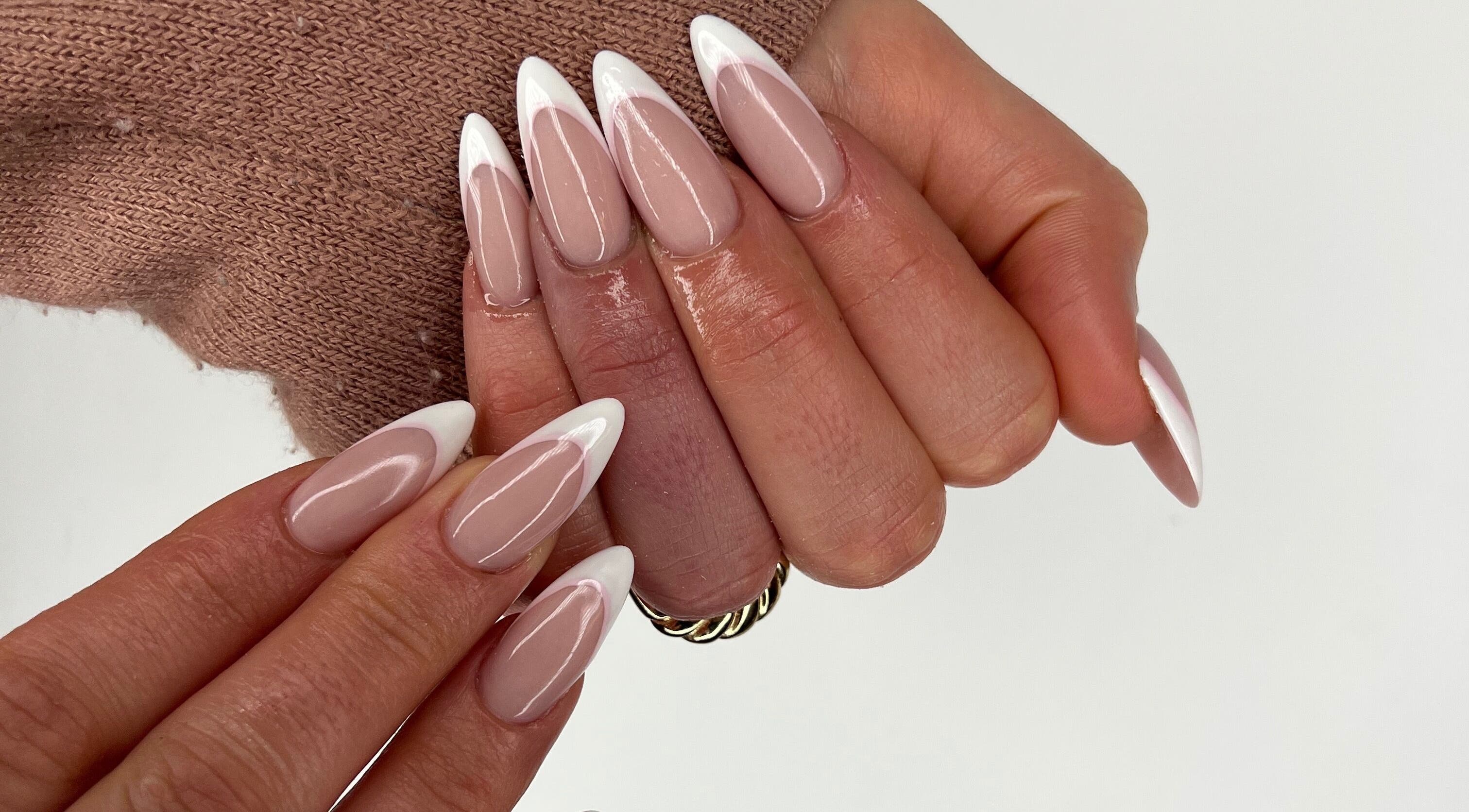 Elegant French manicure by Kate the Nailtech in Melbourne, Victoria, AU. Stylish nails for a perfect look.