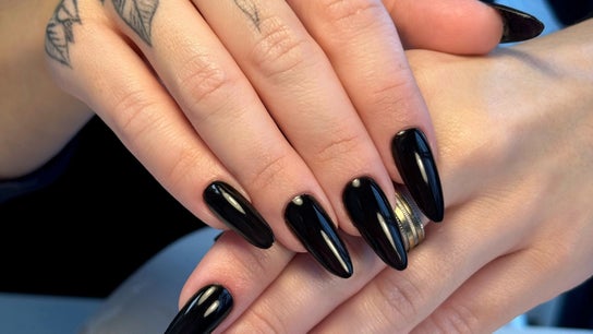 AnaNails