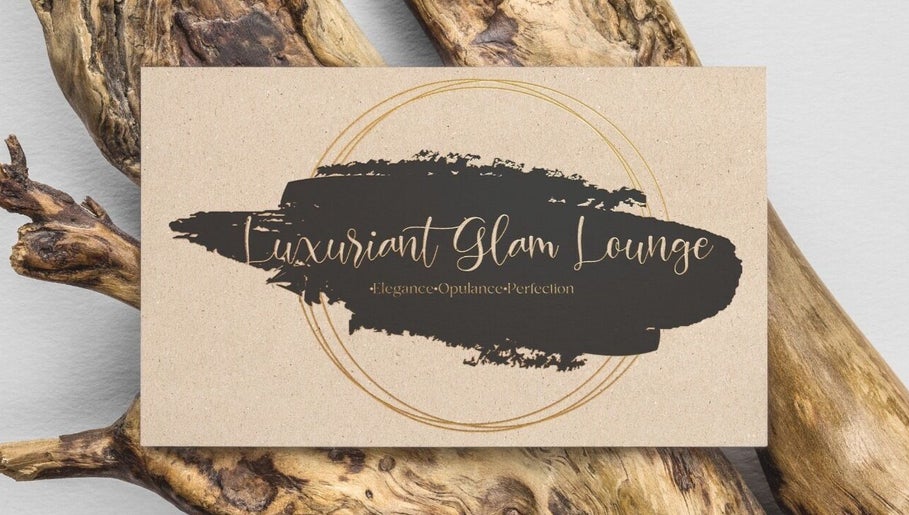 Luxuriant Glam Lounge image 1