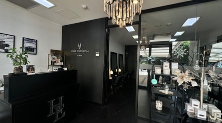 Hair Essentials at the Bay imagem 2