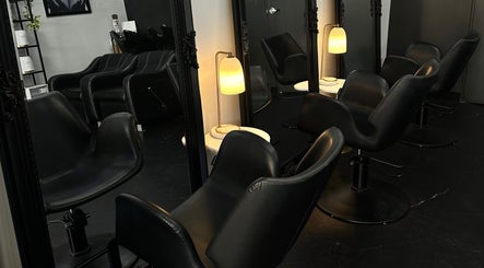 Hair Essentials at the Bay imagem 3