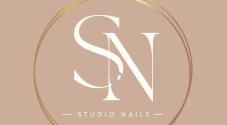 Studio Nails