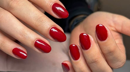 nineteen nails spa – kuva 3
