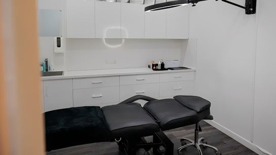 Blush Brows + Beauty & Tattoo Removal Mackay