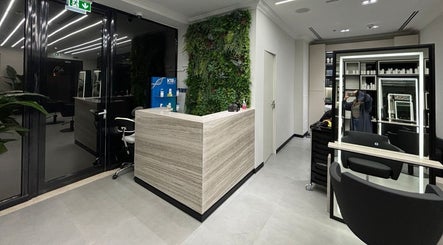 Mike's Beauty Lounge image 3