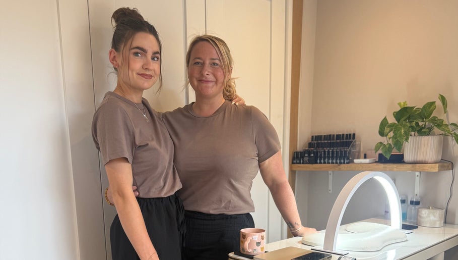 The Academy and Beauty Room, bilde 1