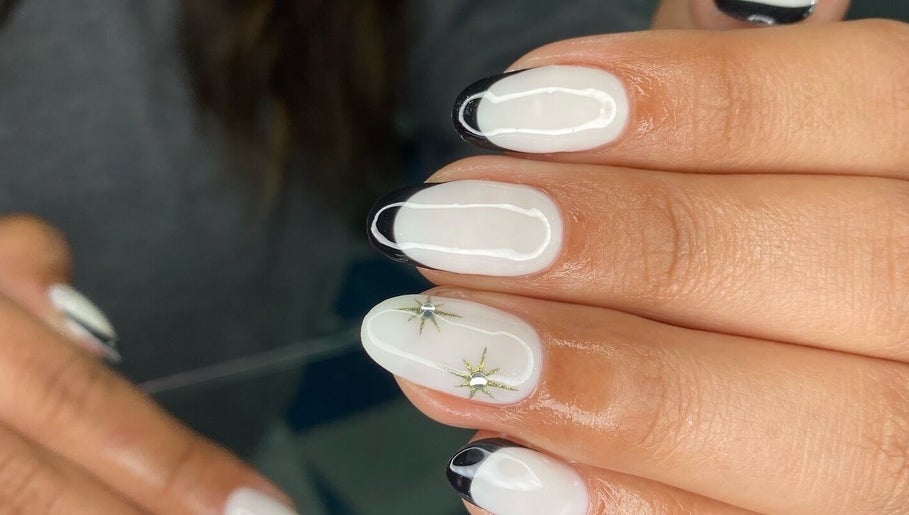 Nails.key.beauty image 1