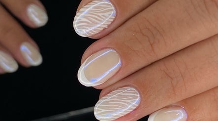 Nails.key.beauty image 3