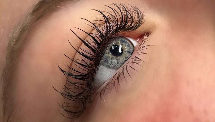 The Lash Lounge By Danielle obrázek 1