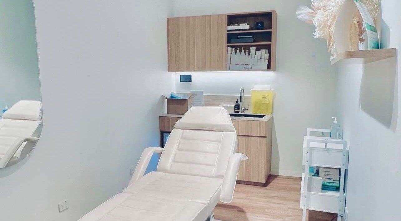 Calming treatment room at Alpha Lash & Brow, St Leonards, New South Wales, AU. Elegant and inviting interior.