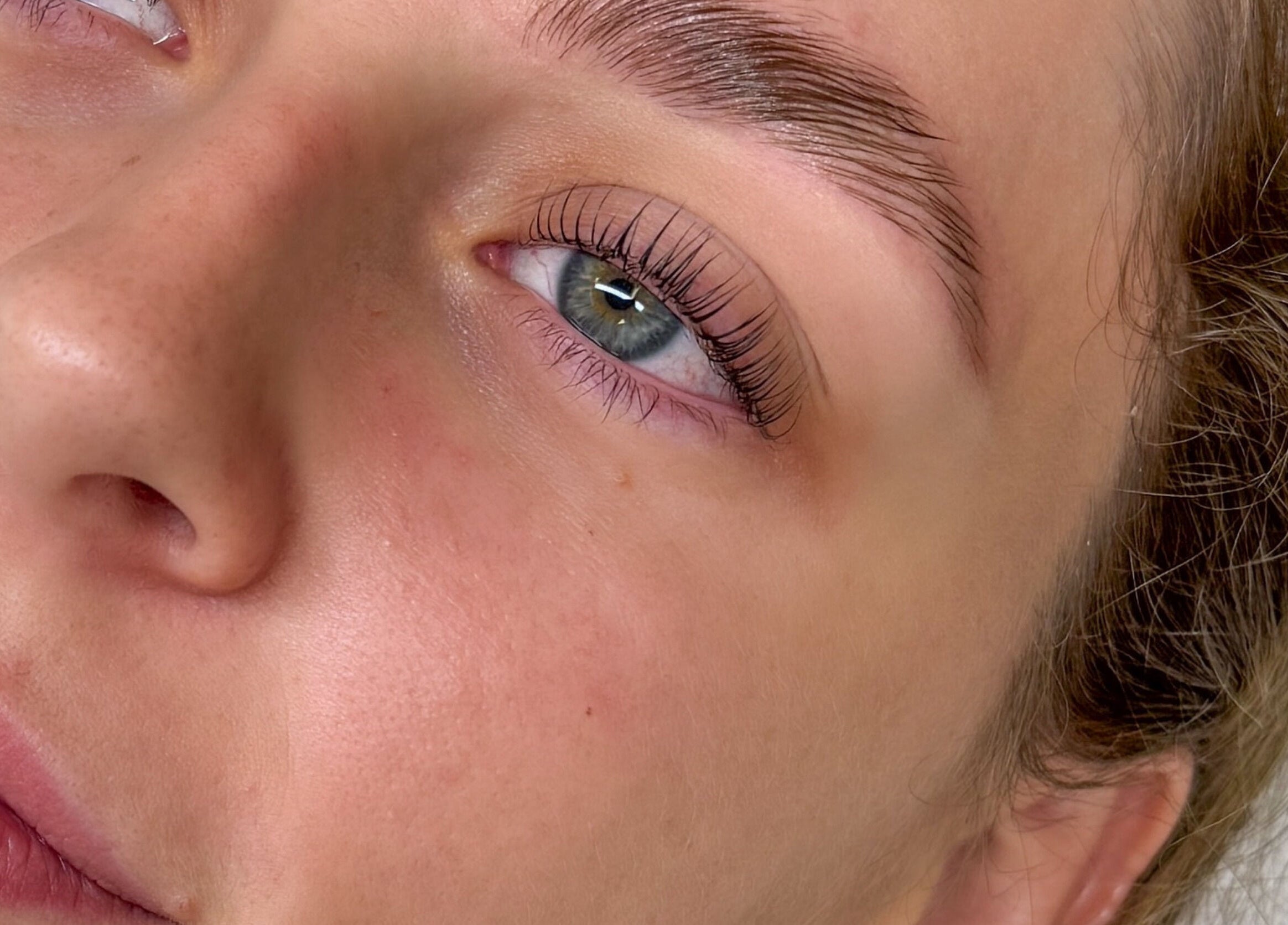 Extension de cils à Esthétique - Élisabeth Côté 🪽, Sainte-Madeleine, Québec, CA pour sublimer votre regard.