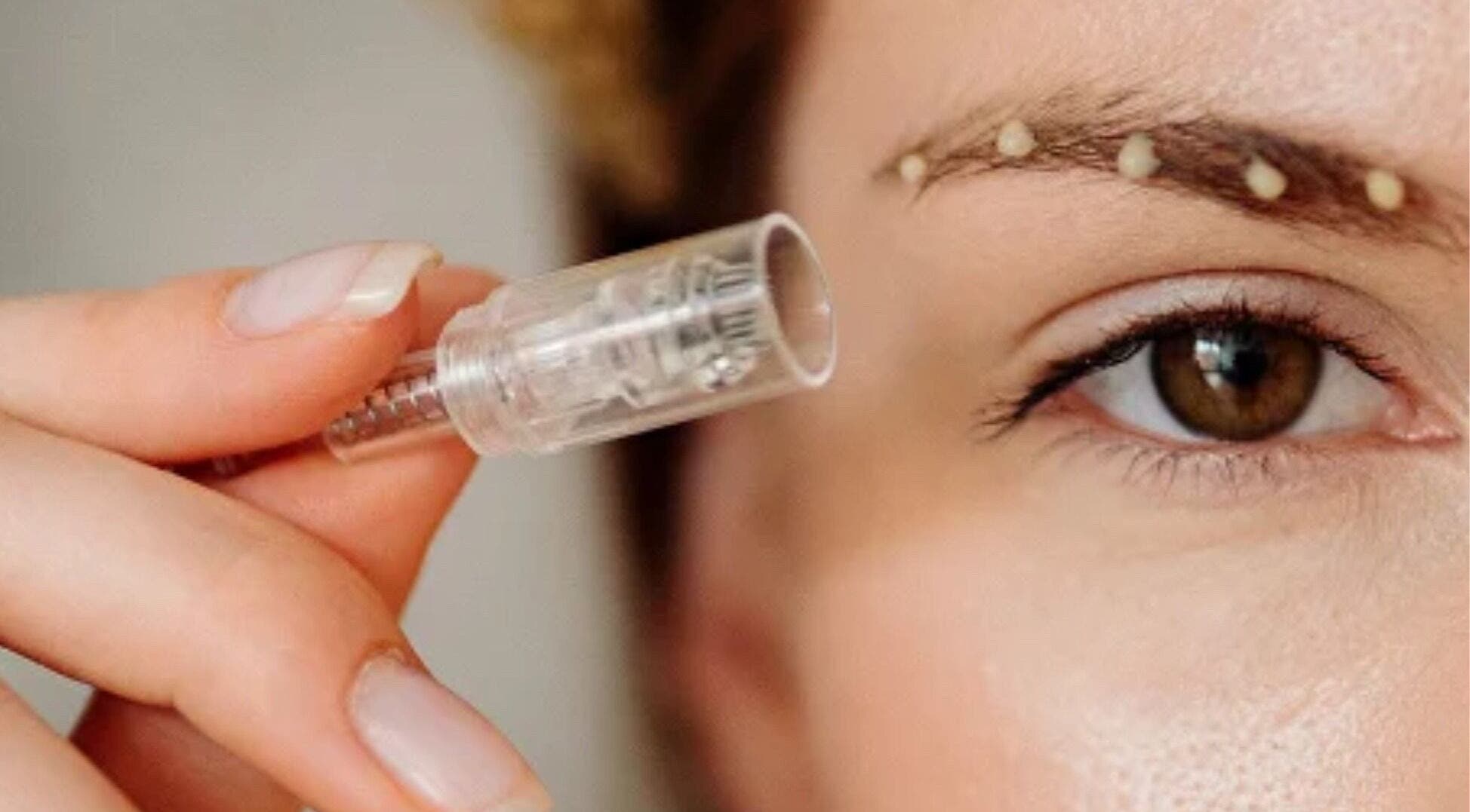 Close-up of eyebrow treatment at Perfect Beauty Setubal, Setúbal, Setúbal, PT.