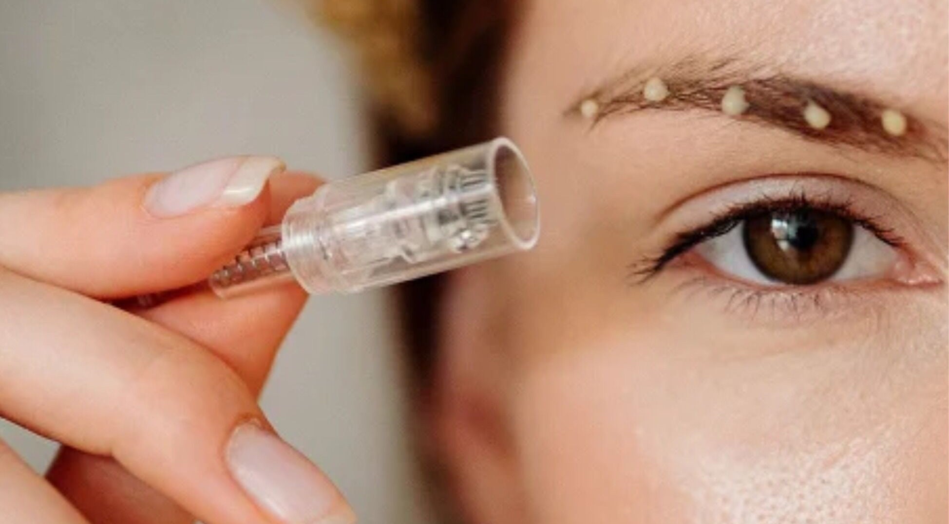 Close-up of eyebrow treatment at Perfect Beauty Setubal, Setúbal, Setúbal, PT.