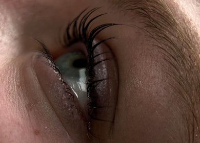 Close-up of an eye with long lashes at Perfect Beauty Setubal, Setúbal, Setúbal, PT.