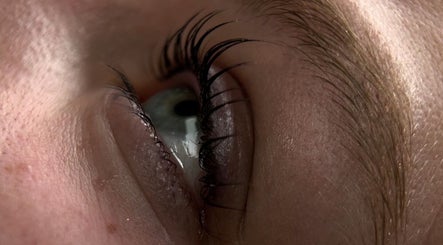 Close-up of an eye with long lashes at Perfect Beauty Setubal, Setúbal, Setúbal, PT.
