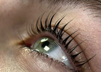 Close-up of styled lashes at Perfect Beauty Setubal, Setúbal, Setúbal, PT.