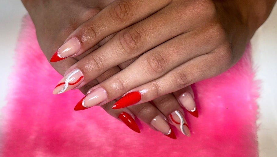 Tataty nails image 1