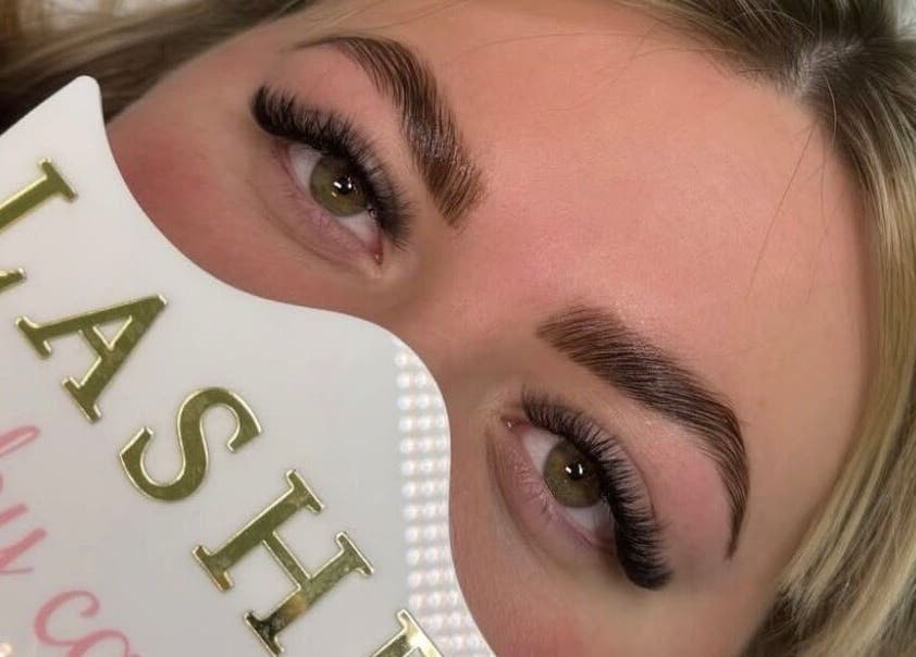 Beautiful lash transformation at Caits Cosmetics in Whittlesey, England, GB showcasing perfect eyelash extensions.