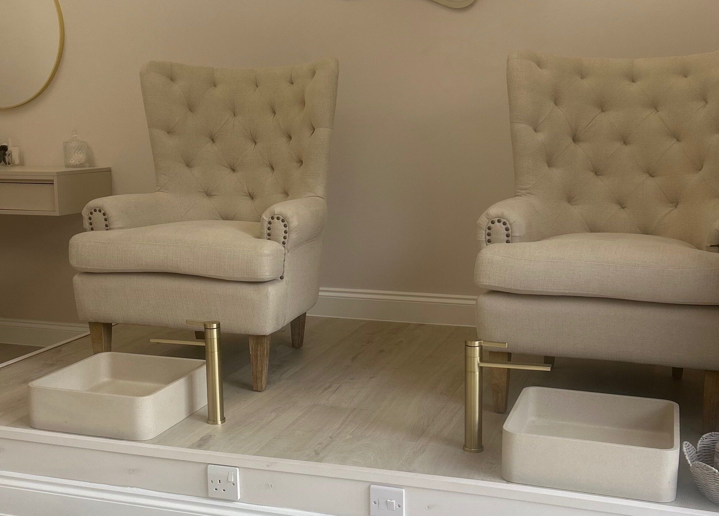 Luxurious spa chairs at Olea The Room of Beauty in Hemingford Grey, England, GB, offering a serene ambiance.