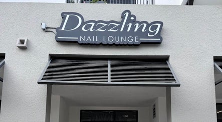 Dazzling Nail Lounge – obraz 3