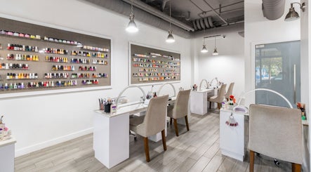 Dazzling Nail Lounge, bild 3