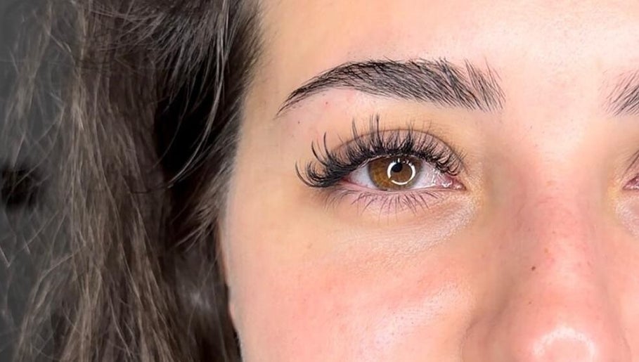 Diana R Lashes imagem 1