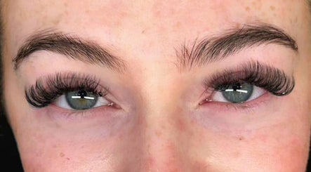 Diana R Lashes imagem 3