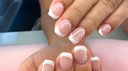 Lotus nails and Lash