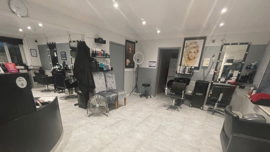 Cut Loose Hair Designs